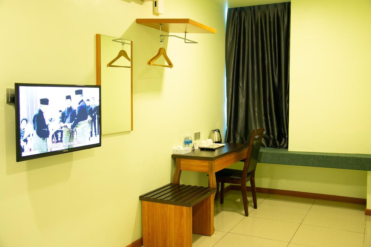 Prince33 Hotel Johor Bahru Exterior photo