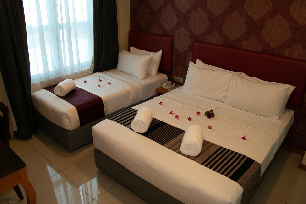 Prince33 Hotel Johor Bahru Exterior photo