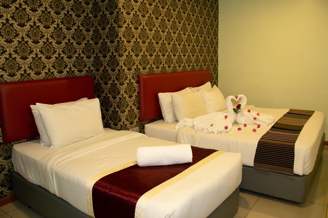 Prince33 Hotel Johor Bahru Exterior photo
